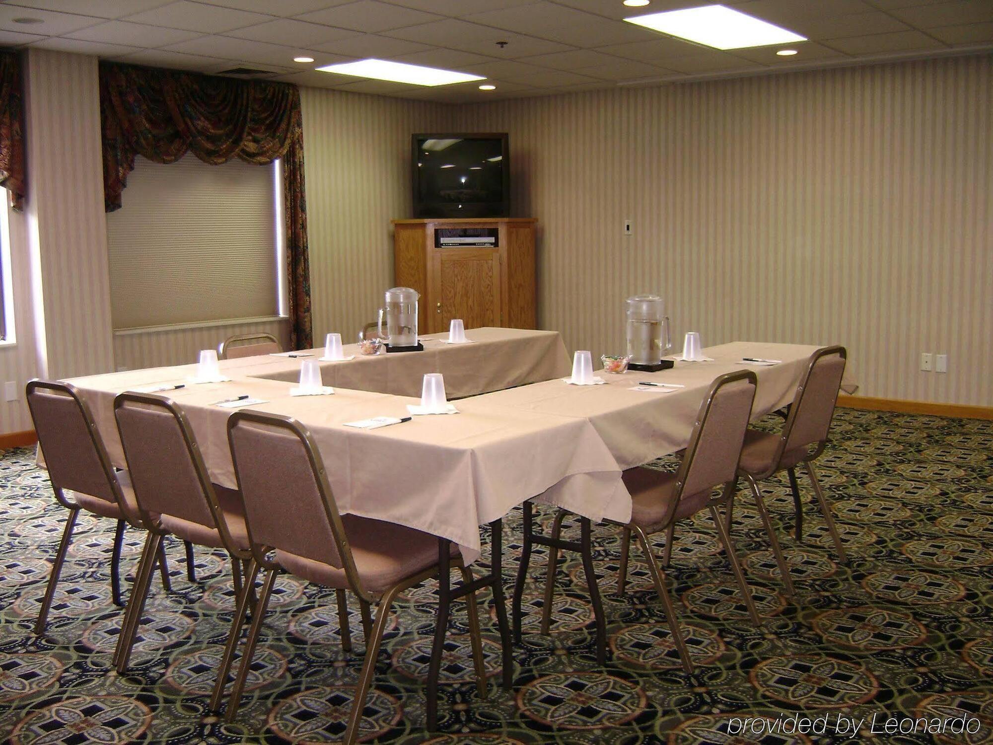 Holiday Inn Express - Delafield By Ihg Luaran gambar